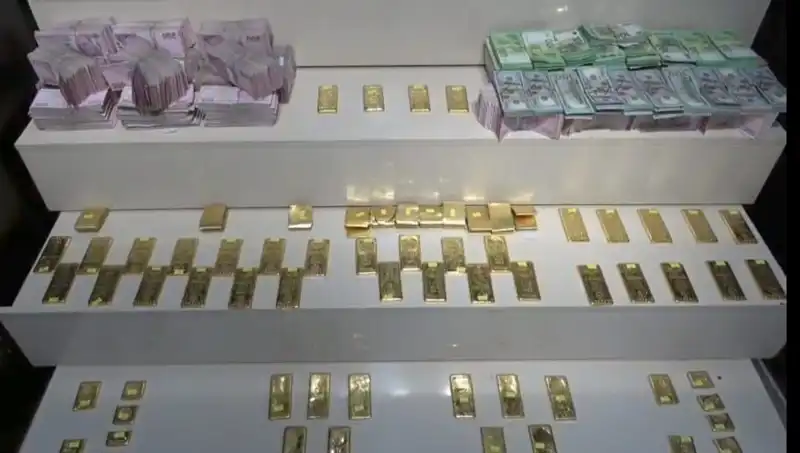 Van Havalimanı’nda Kaçak Altın ve Para Operasyonu: Şok Edici Detaylar Açıklandı