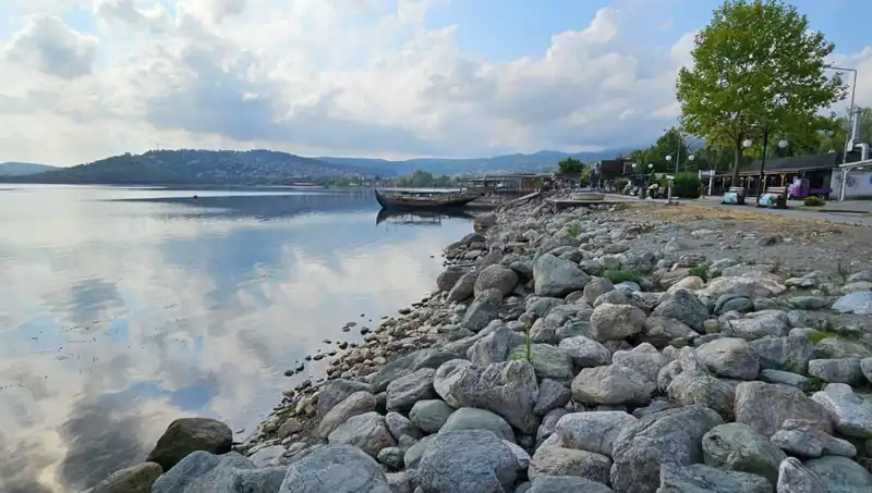Sapanca Gölü'ndeki Su Seviyesi Düşüşü: Yerel Ekosistemi Tehdit Mi Ediyor?