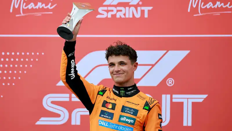 Lando Norris, 2023 Formula 1 Şampiyonu Olmayı Başardı!