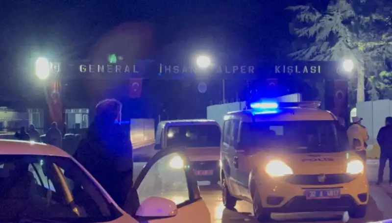 Kışlada Somalili Askerler Arasında Futbol Kavgası: 24 Yaralı!