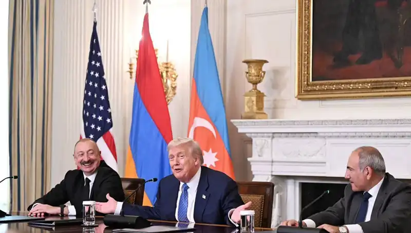 Azerbaycan Lideri Aliyev, Ermenistan’a Anayasa Çalışmaları İçin Zaman Kaybetmeme Çağrısı Yaptı