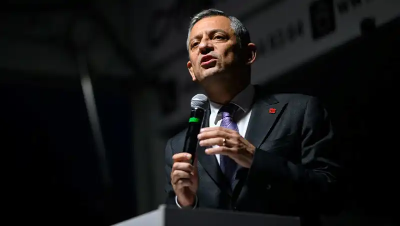 Özgür Özel, Emekli İkramiyesi Hakkında Sert Çıkış Yaptı: İşte Gerekçeleri!