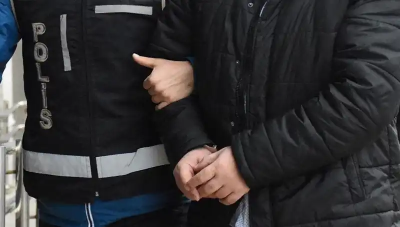 Edirne'de FETÖ İle Bağlantılı İki Şüpheli Ele Geçirildi!