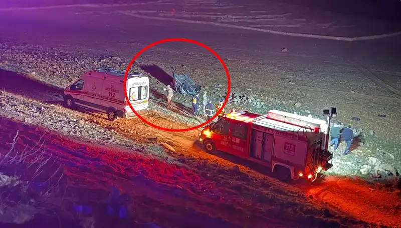 Otomobil Şarampole Devrildi: Korkunç Kaza Sonrası İki Can Kaybı