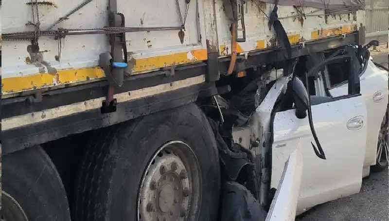 TIR'a Arkadan Saplanan Korkutucu Saldırı: Olayın Detayları Ortaya Çıktı