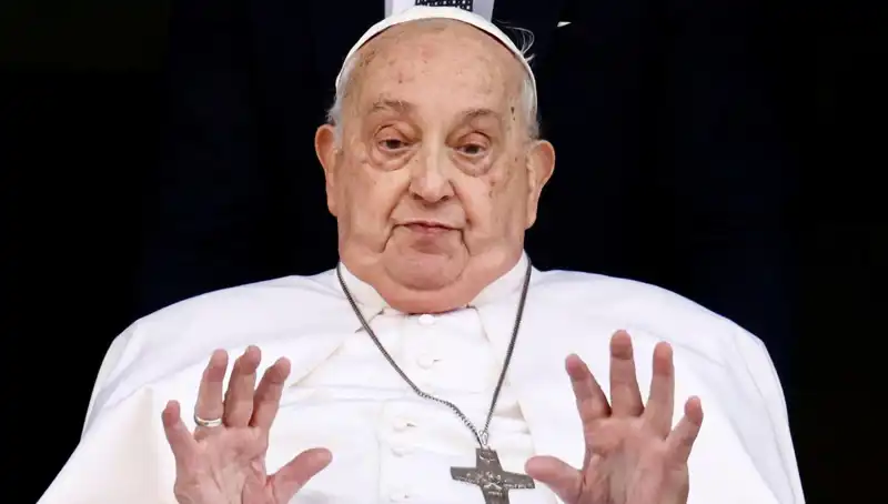 Papa Francis'in Hayatta Kalma Mücadelesi: Ölümle Burun Buruna İki Deneyim