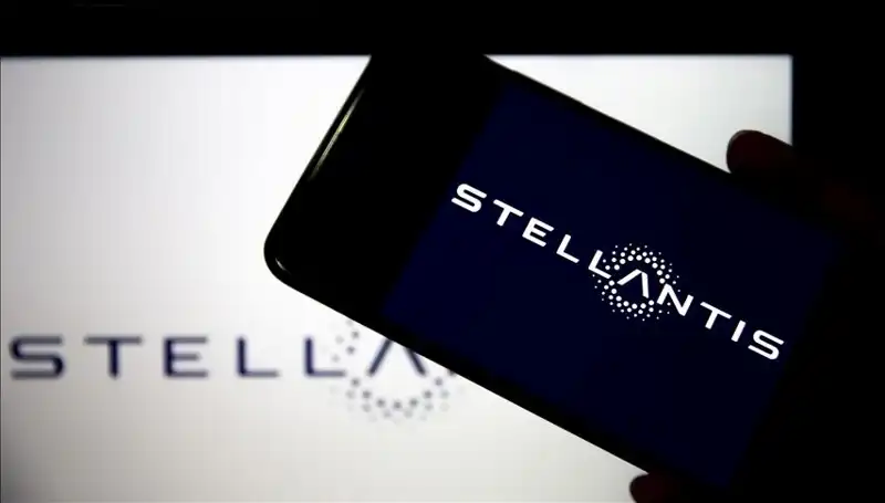 Stellantis'in Zirvedeki Krizi: Fabrika Kapanmaları Kapıda mı?