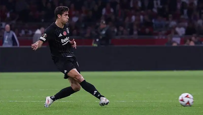 Beşiktaş’ta Derbi Öncesi Beklenmedik Gelişme: Taraftarları Sevindirecek Haber!