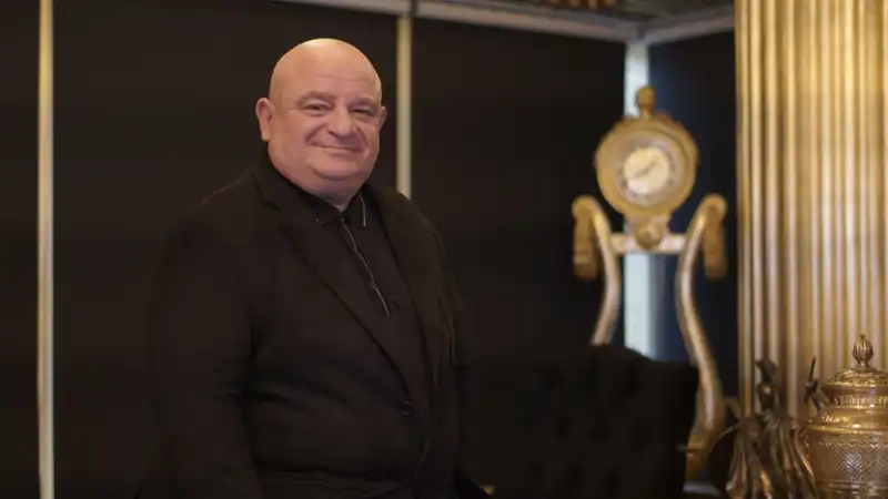 Moiz Mitrani: Tekstilden Finansa Uzanan Uluslararası Bir Başarı Hikâyesi