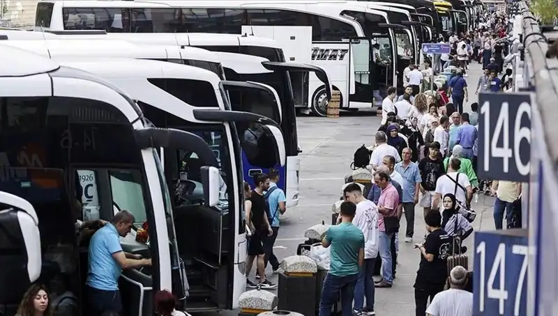 İstanbul’a Veda Edenlerin Sayısı Geçen Yılda 369 Bin 453’e Ulaştı