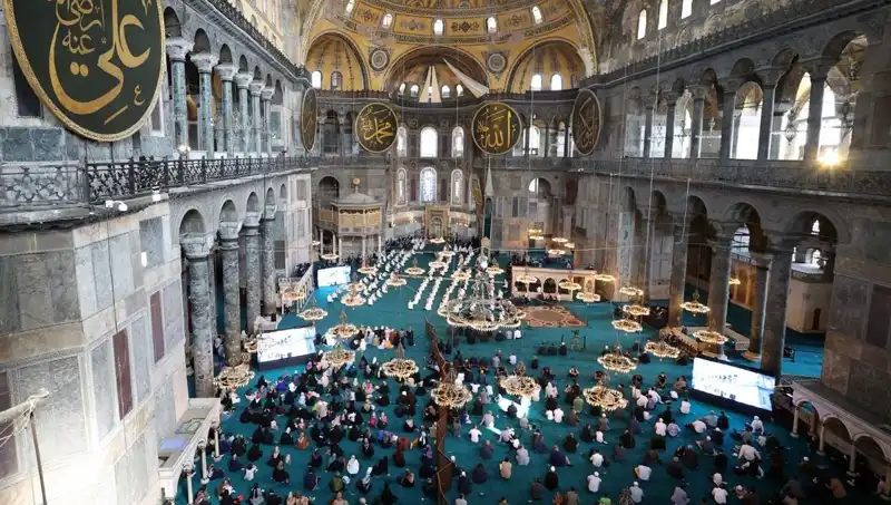Ayasofya'nın Kapısını Kıran Sanığa Şok Edici Hapis Cezası Verildi