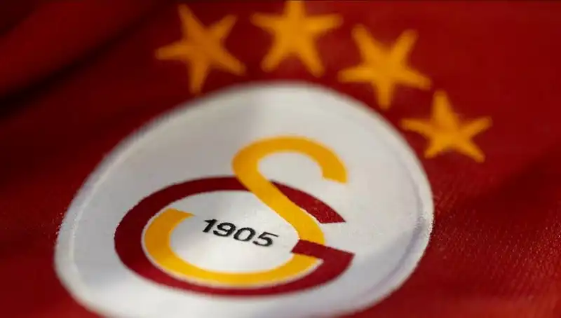 Galatasaray'da Tarihi Divan Kurulu Toplantısı: Neler Bekleniyor?