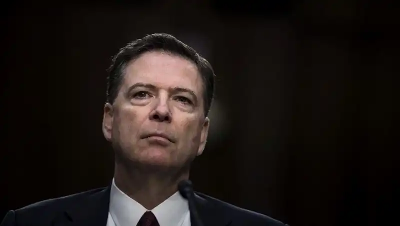 FBI Eski Şefi'nden Trump İle İlgili Tartışmalı Paylaşım: 4 Rakamla "Tehdit Edildi"