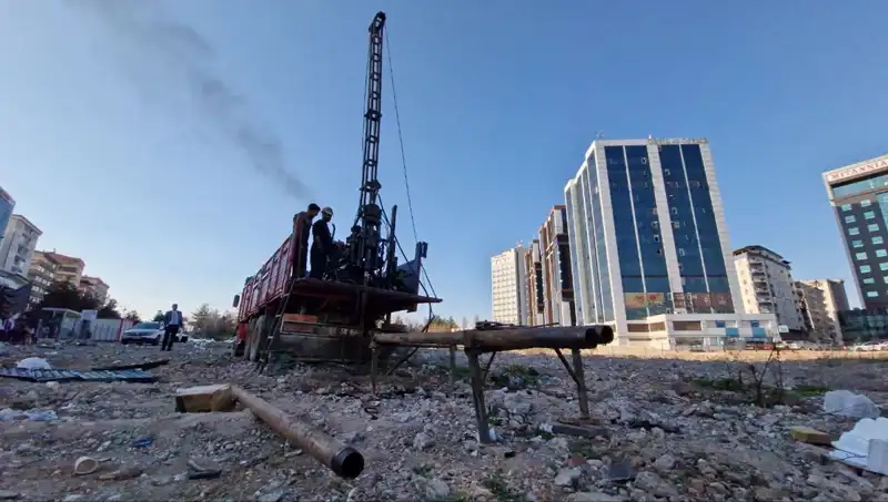 Galeria Sitesi'nde İlk Kazma Vuruldu: Geçmişin Karanlık Yüzü Ortaya Çıkıyor