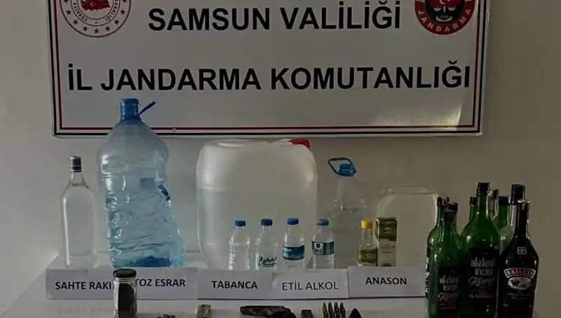 Samsun'da Büyük Sahte İçki Operasyonu: Litrelerce Malzeme Ele Geçirildi
