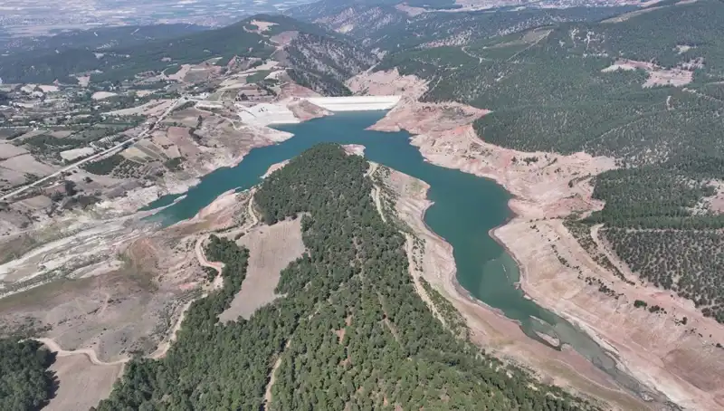 Denizli'de Su Krizi Büyüyor: Doluluk Yüzde 23, Tasarruf Öncelik Haline Gelmeli