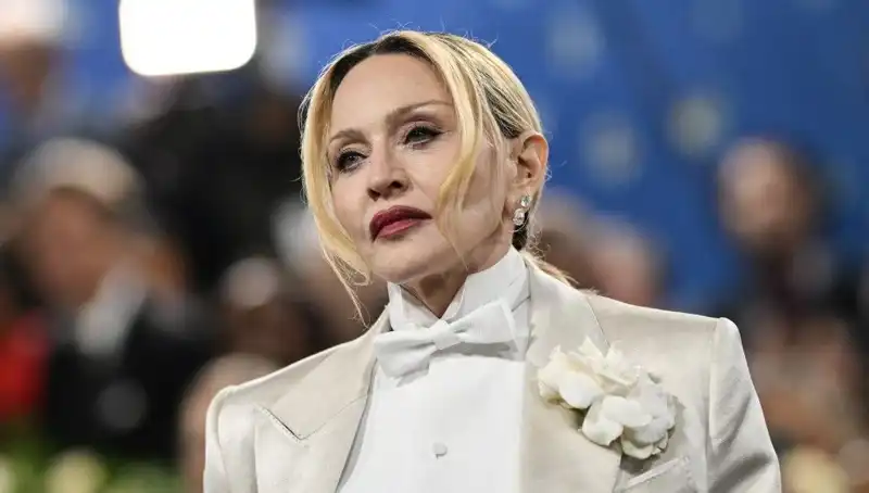 Madonna'nın Yeni Diyeti: Kanserle Mücadele İçin İddialar Ortaya Çıktı!