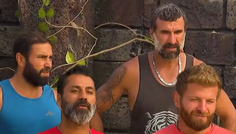 Survivor'da Şok Gelişme: Kader Birleşmeye İzin Vermedi!