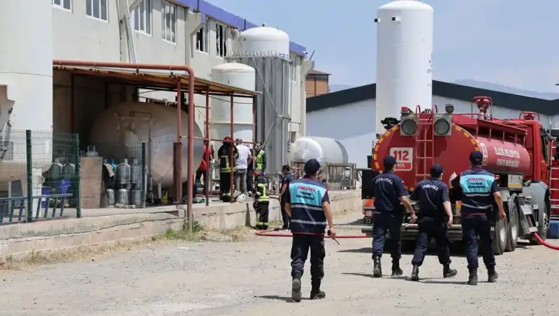 Elazığ'da Gaz Dolum Tesisinde Patlama: Can ve Mal Kaybı Yaşandı