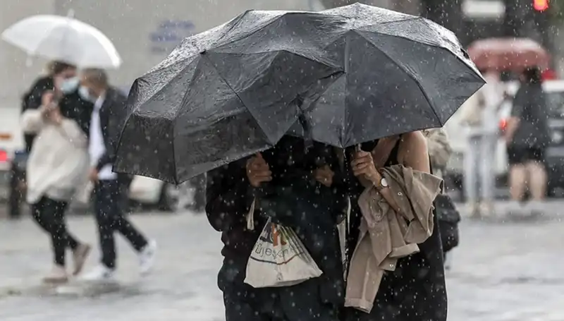 İstanbul'da Kış Soğuğu ve Sağanak Yağış Alarmı: Hazırlıklı Olun!
