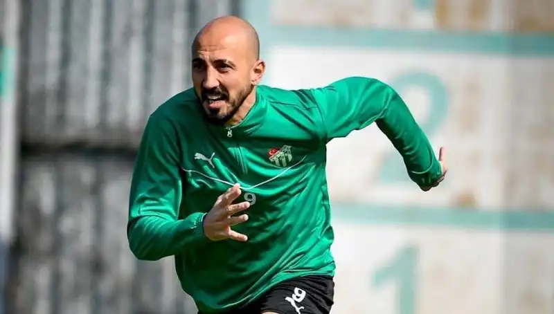 Süperstar Milli Futbolcu 2. Lig’te Yeni Bir Başlangıç Yapabilir!