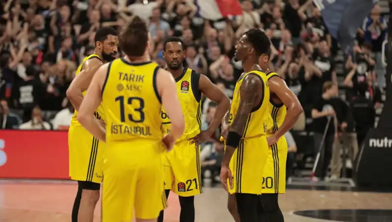 Fenerbahçe, Panathinaikos'u Aşarak Final Hedefine Kilitlendi!