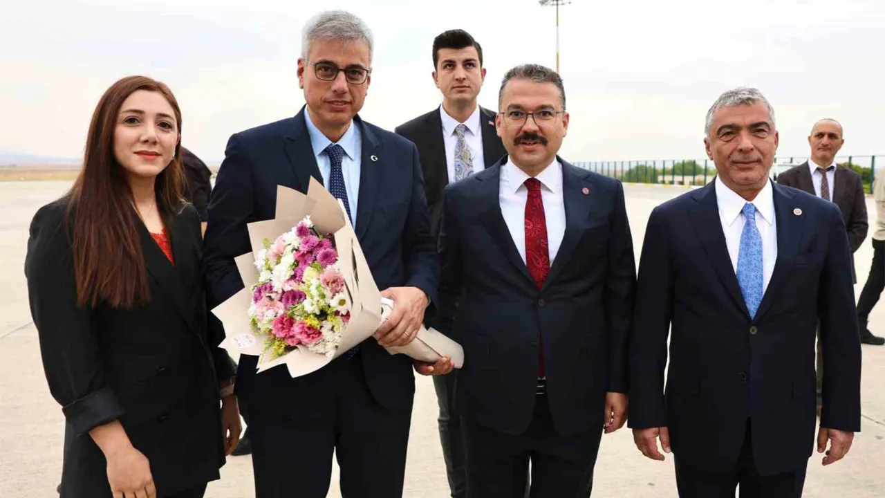 Sağlık Bakanı Prof. Dr. Kemal Memişoğlu'ndan Iğdır'a Önemli Ziyaret