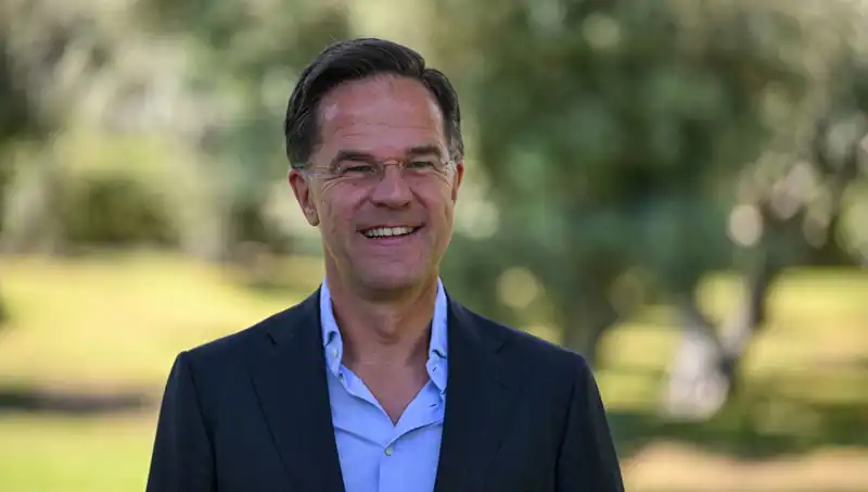 Eurofighter Meselesi: Rutte, Müttefikleri Kısıtlama Yapmamaya Çağırdı