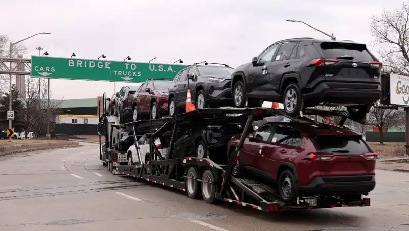 Toyota’nın ABD Pazarında Hibrit Araç Stratejisi: Yeni Dönem Başlıyor!