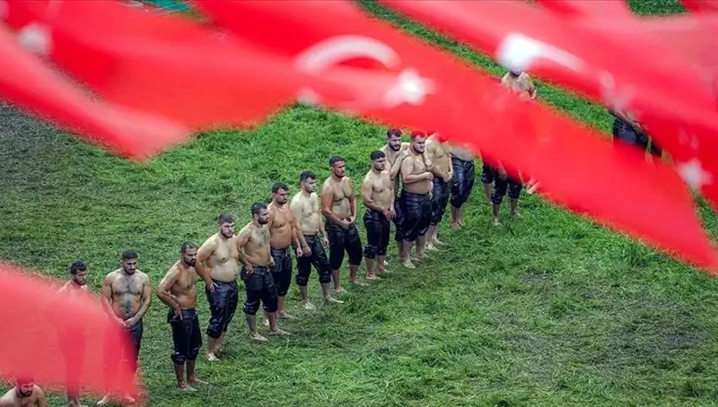 Kırkpınar Yağlı Güreşleri 664. Yılında Başlıyor: 40 Başpehlivan Arenaya Çıkıyor!